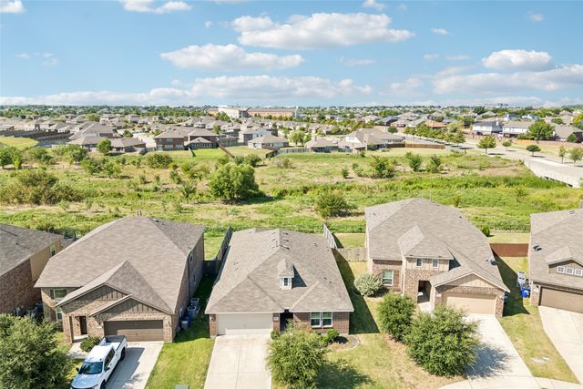 8020 Privet Street, Forney, TX 75126