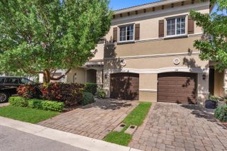 354 SE 1st Way 354, Deerfield Beach, FL 33441