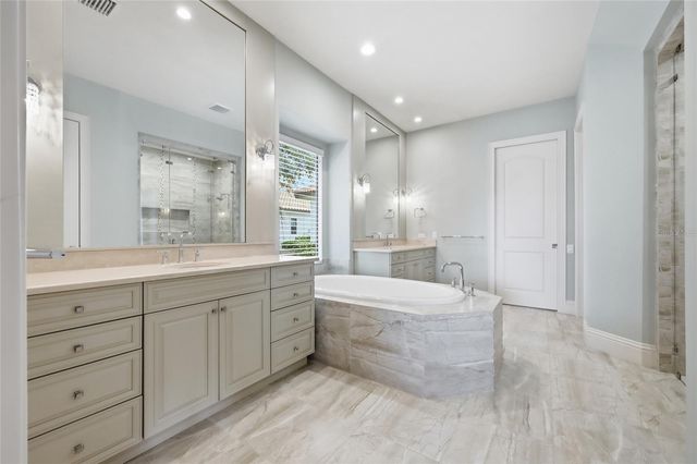 12102 MONTALCINO CIRCLE, Windermere, FL 34786