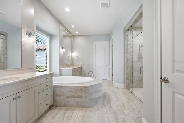 12102 MONTALCINO CIRCLE, Windermere, FL 34786