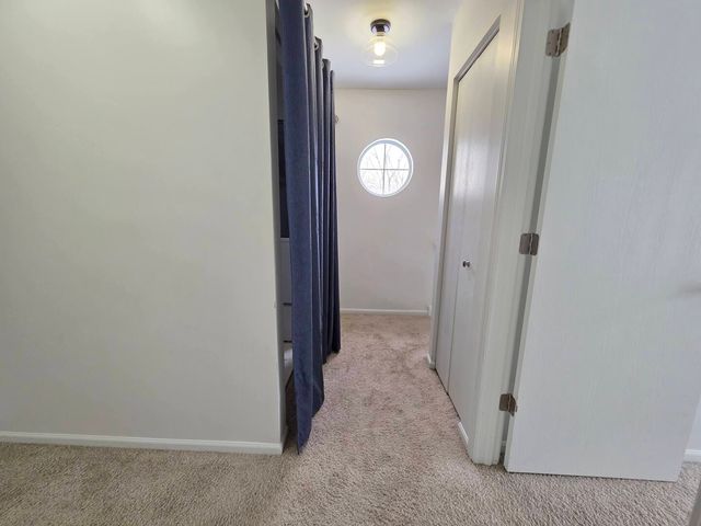 170 Half Moon Circle, Aurora, IL 60504