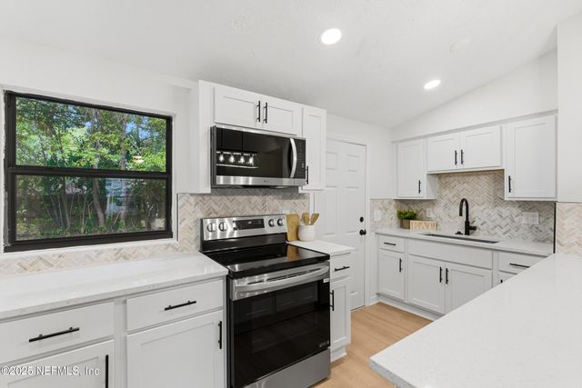 12033 GENTIAN Court, Jacksonville, FL 32246