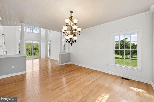 3 DIONIS CT, Pennington, NJ 08534