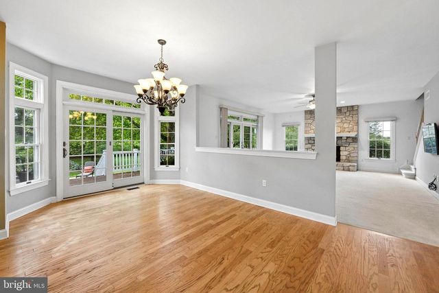3 DIONIS CT, Pennington, NJ 08534