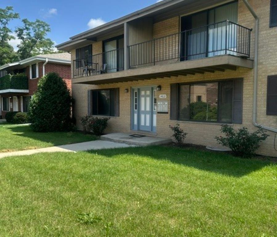 14833 Kilpatrick Avenue 1E, Midlothian, IL 60445