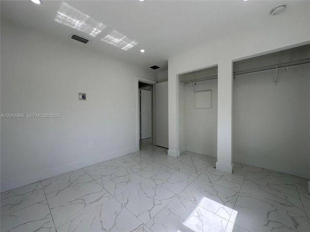 10010 SW 162nd St, Miami, FL 33157