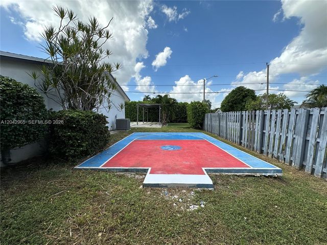 10010 SW 162nd St, Miami, FL 33157