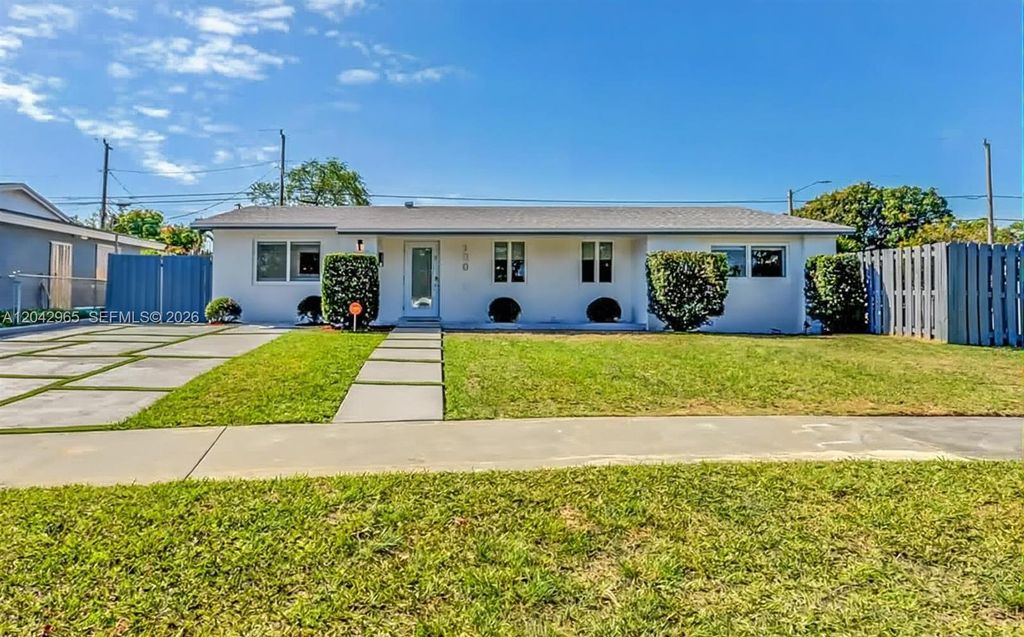 10010 SW 162nd St, Miami, FL 33157