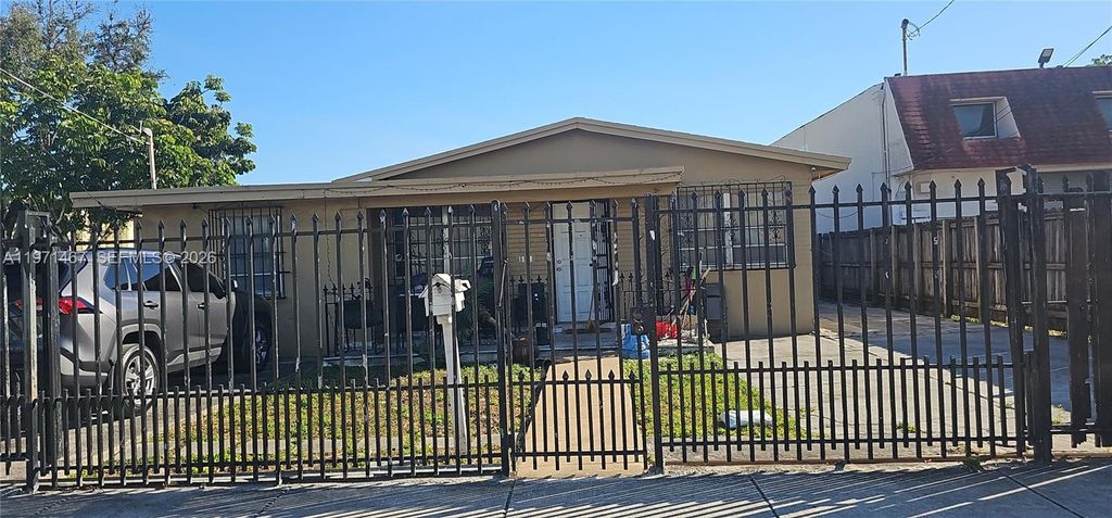 1920 NW 21st Ter, Miami, FL 33142