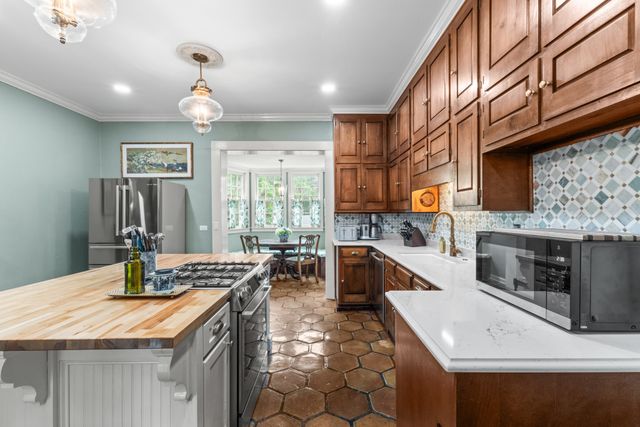 300 Main Ave, N, Fayetteville, TN 37334