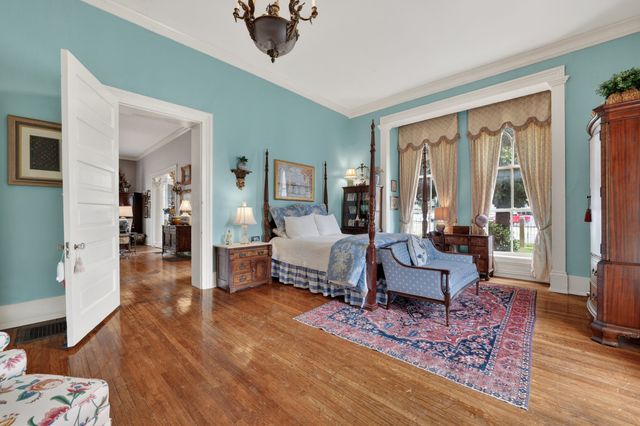 300 Main Ave, N, Fayetteville, TN 37334