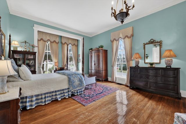 300 Main Ave, N, Fayetteville, TN 37334