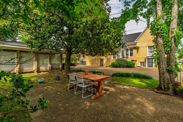 300 Main Ave, N, Fayetteville, TN 37334