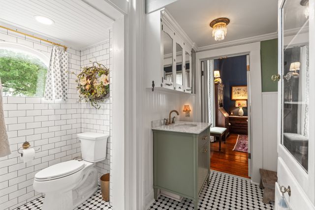 300 Main Ave, N, Fayetteville, TN 37334