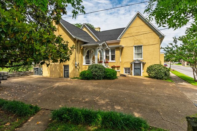 300 Main Ave, N, Fayetteville, TN 37334