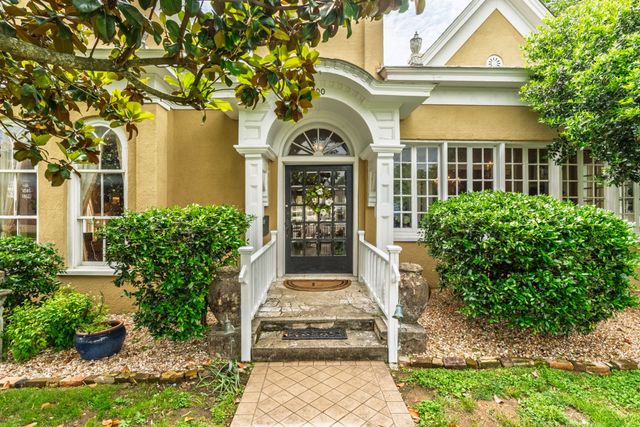 300 Main Ave, N, Fayetteville, TN 37334