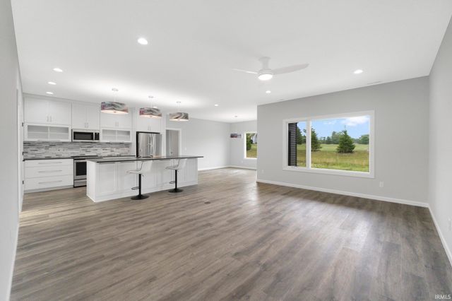 15154 Annabelle Place, Leo, IN 46765