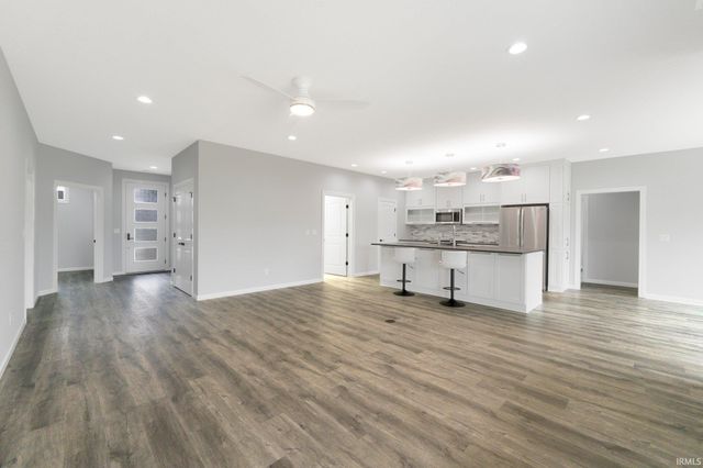 15154 Annabelle Place, Leo, IN 46765