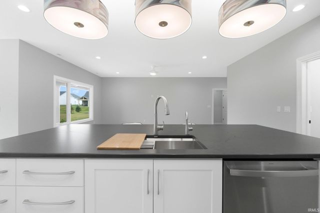 15154 Annabelle Place, Leo, IN 46765