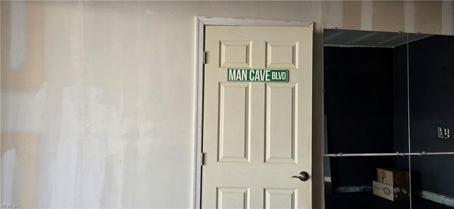 4908 Limestone AVE, Virginia Beach, VA 23462