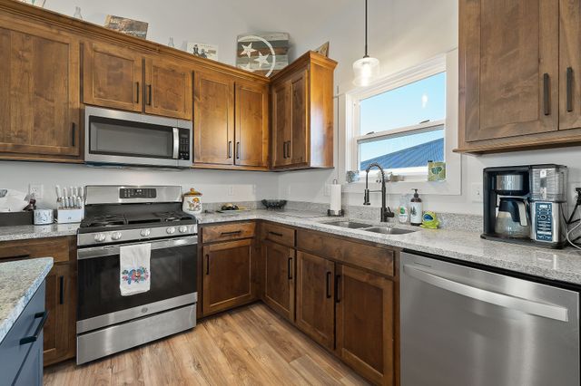 102 Castle St, Mcminnville, TN 37110