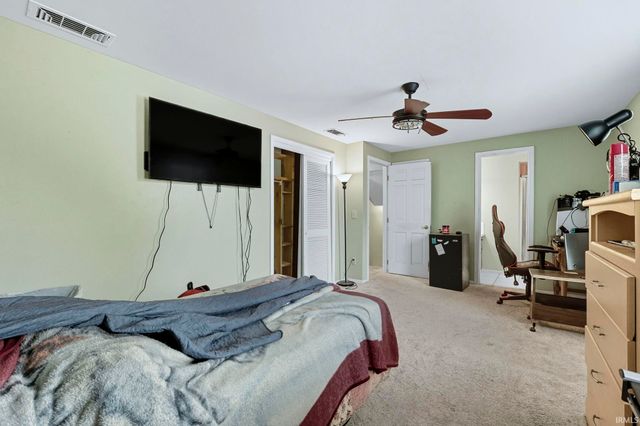 5914 Vance Avenue, Fort Wayne, IN 46815