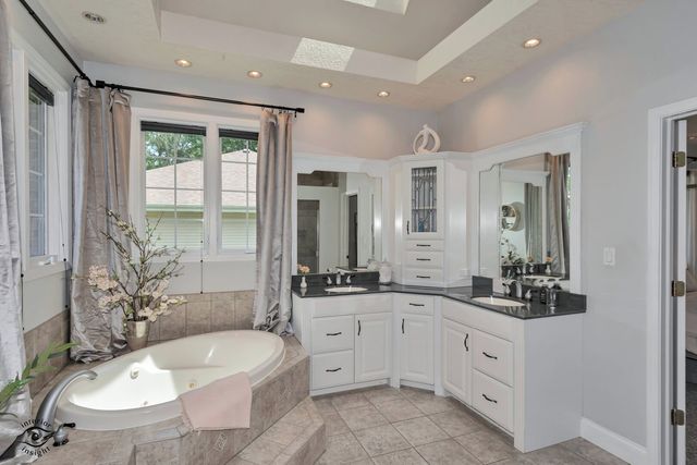 1749 Bittersweet Drive, St. Anne, IL 60964