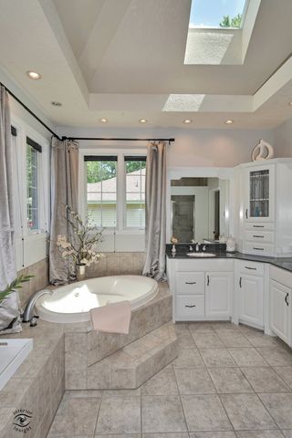 1749 Bittersweet Drive, St. Anne, IL 60964