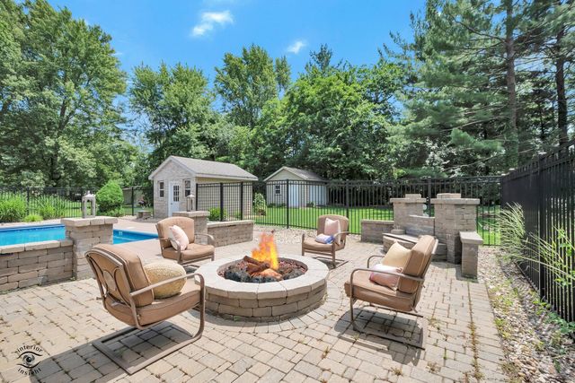 1749 Bittersweet Drive, St. Anne, IL 60964