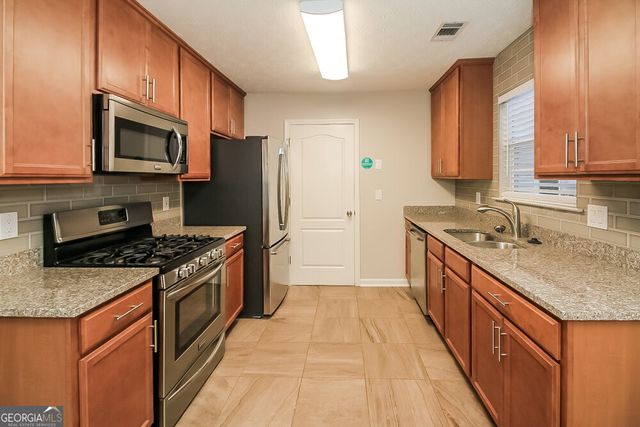 254 Players Circle, Fayetteville, GA 30215