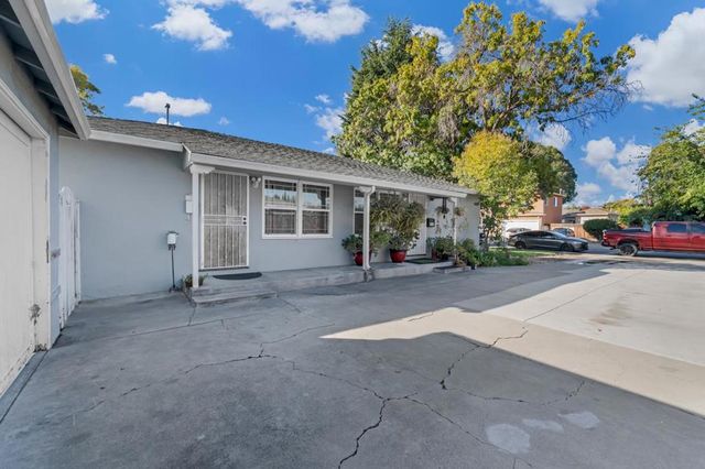 980 Princess Anne Drive, San Jose, CA 95128