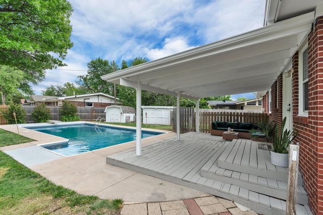 2534 N Halstead, Wichita, KS 67204