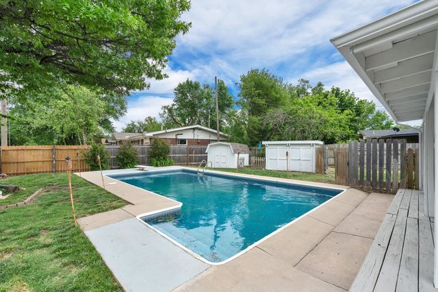 2534 N Halstead, Wichita, KS 67204