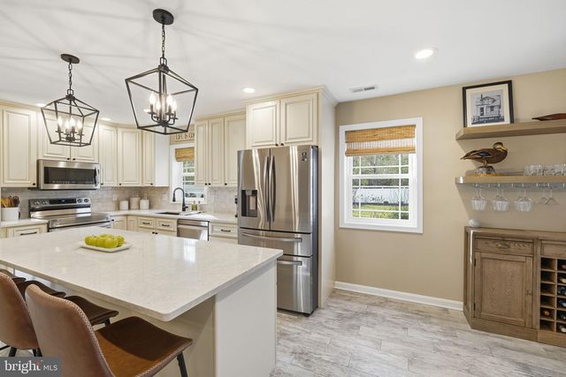 1410 BENNETT POINT RD, Queenstown, MD 21658