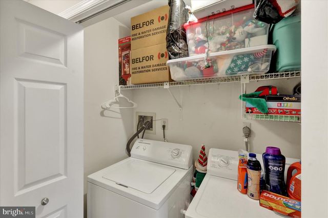 501 LEXINGTON WAY, Morgantown, PA 19543