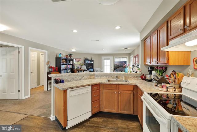 501 LEXINGTON WAY, Morgantown, PA 19543