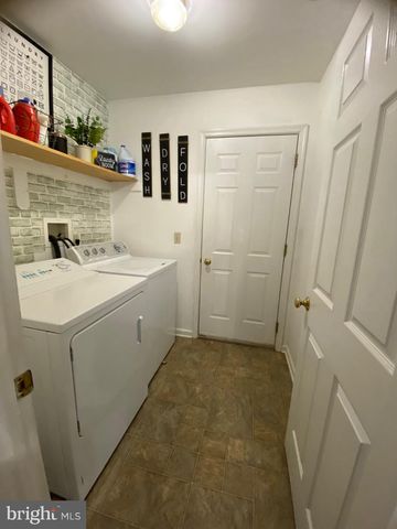 237 MEADOW LN, Quarryville, PA 17566