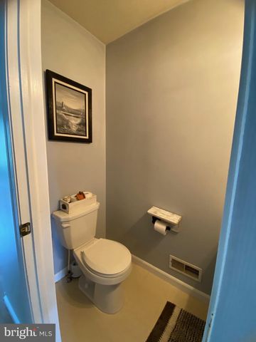 237 MEADOW LN, Quarryville, PA 17566