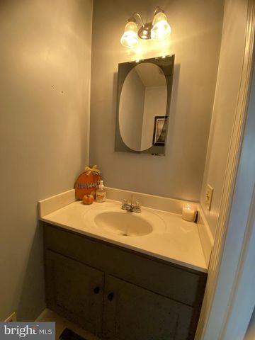 237 MEADOW LN, Quarryville, PA 17566