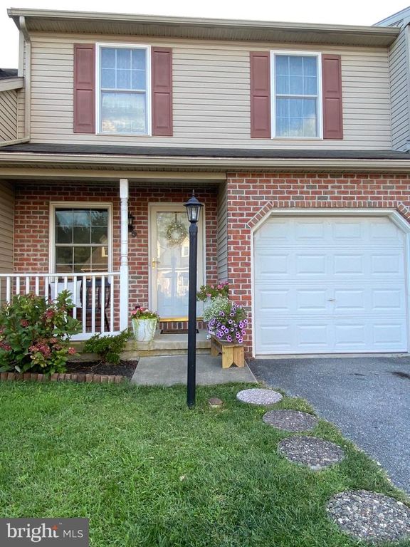 237 MEADOW LN, Quarryville, PA 17566