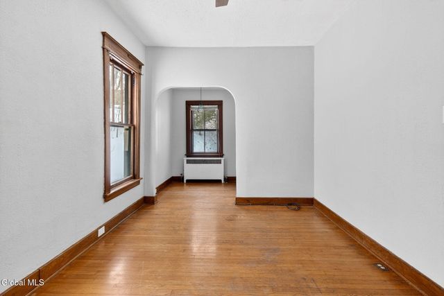 8 Caldwell Street, Albany, NY 12208