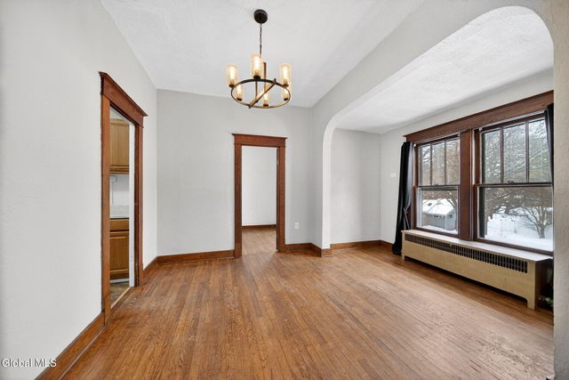 8 Caldwell Street, Albany, NY 12208