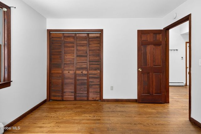 8 Caldwell Street, Albany, NY 12208