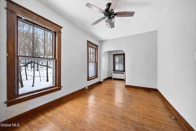 8 Caldwell Street, Albany, NY 12208