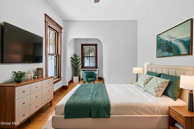 8 Caldwell Street, Albany, NY 12208