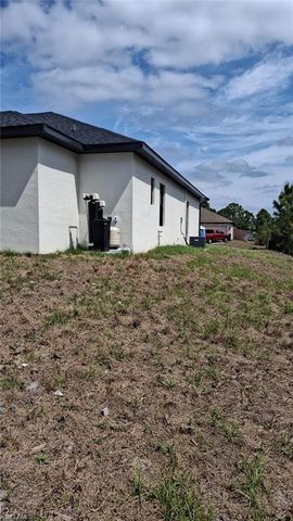 3501 70th ST W, Lehigh Acres, FL 33971