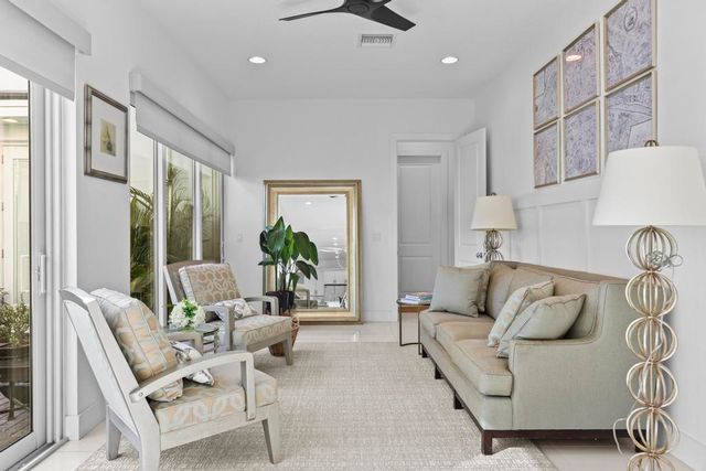 7037 Edison Place, Palm Beach Gardens, FL 33418