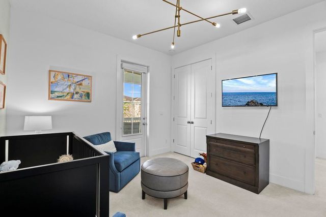 7037 Edison Place, Palm Beach Gardens, FL 33418