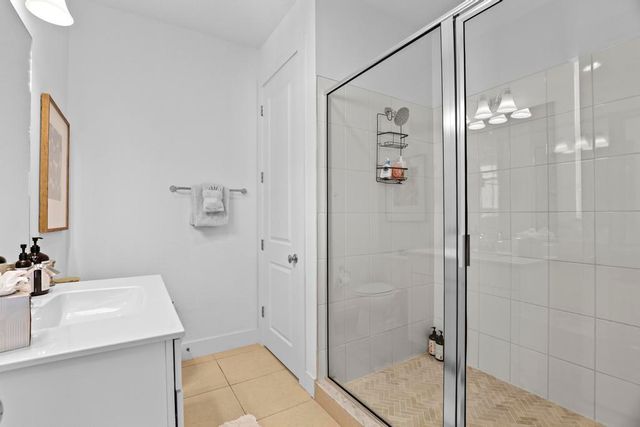 7037 Edison Place, Palm Beach Gardens, FL 33418