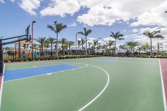 7037 Edison Place, Palm Beach Gardens, FL 33418